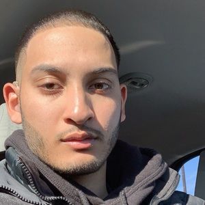 Meet your Posher, Jonathan